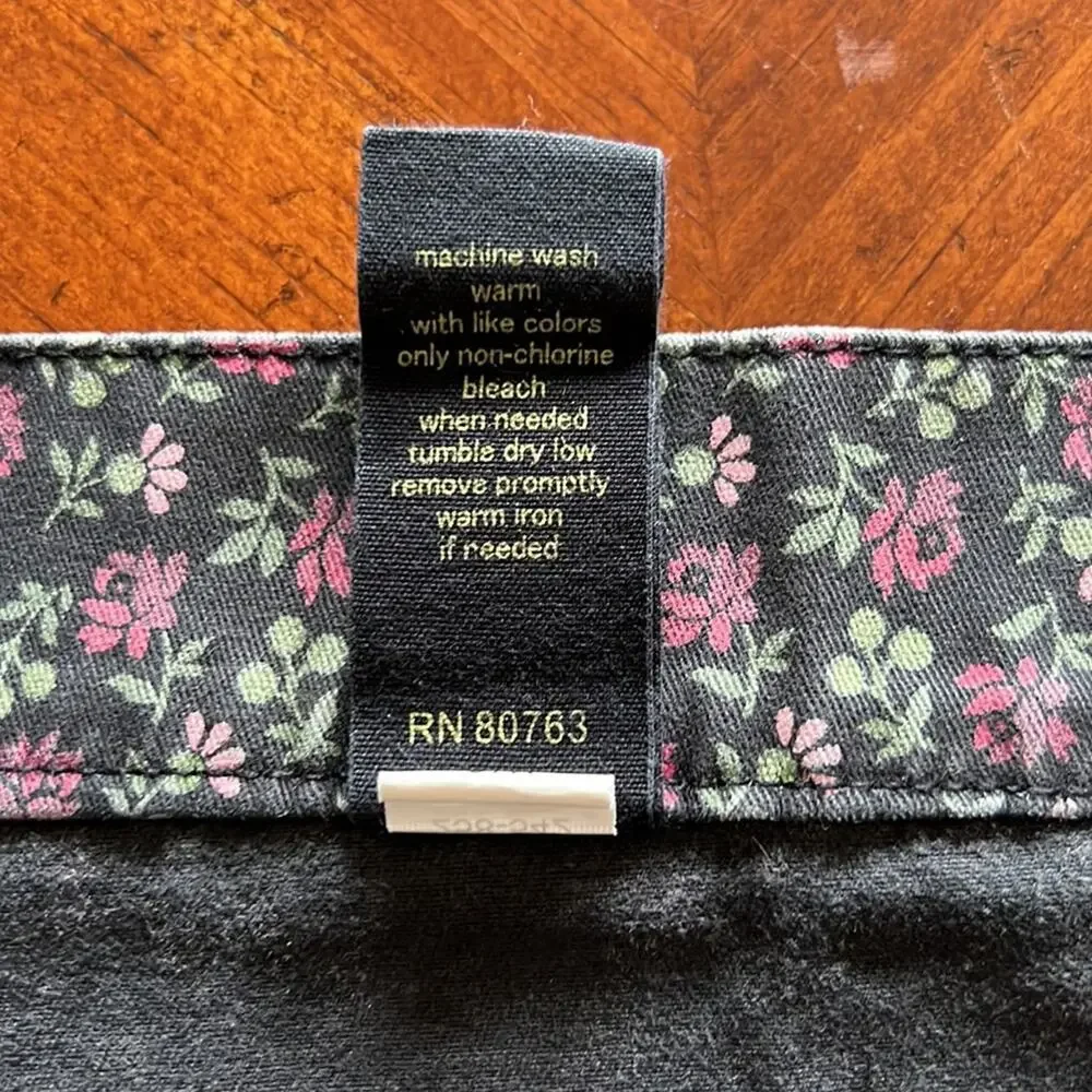 London Jean Green Floral Print Mini Skirt Woman Size 2 Cottagecore